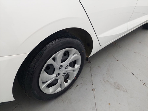 Hyundai HB20S 1.0 12V FLEX COMFORT PLUS MANUAL