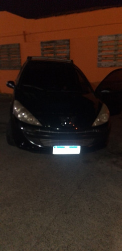 Imagem 5 de 9 de Peugeot 207 Passion 2011 1.4 Xr 10 Anos Flex 4p