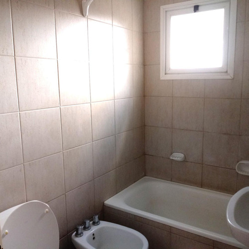 Departamento En Venta Ubicado En Las Mercedes, Pilar, G.b.a. Zona Norte