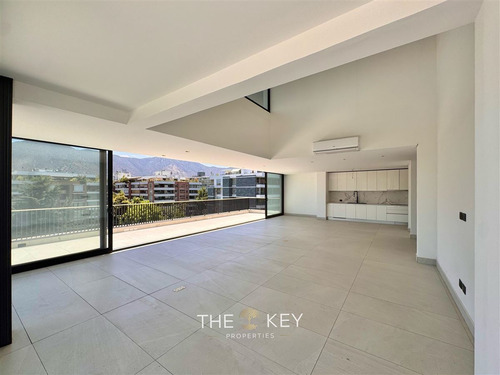 Departamento En Venta De 2 Dorm. En Vitacura