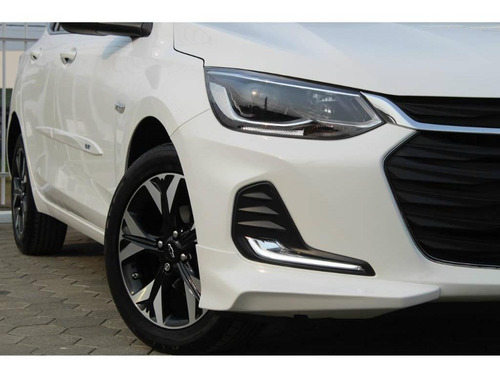 Imagem 2 de 15 de Chevrolet Onix Plus 10t At Pr1