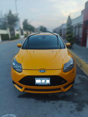 Ford Focus 2.0 St L4 T At