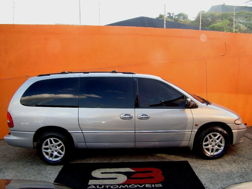 Chrysler Grand Caravan 3.8 Lx 4x4 V6 12v Gasolina 4p