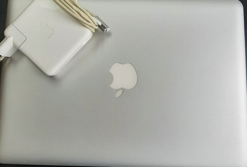 Imagem 5 de 5 de Macbook Pro Em Estado De Novinho
