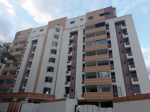 Penthouse Obra Blanca Con Terraza Venta Valencia Carabobo  Leida Falcon Lf23-17082