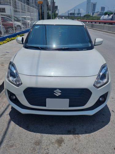 Imagen 7 de 12 de Suzuki Swift 2018 Glx