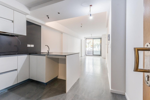 Monoambiente A Estrenar En Venta. Recoleta. Balcón. Luminoso