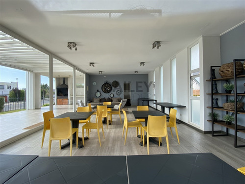 Casa En Arriendo Condominio De 4 Dorm. En Concón