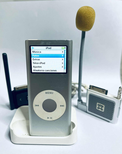 iPod Nano 4gb + Base + Airplay Fm + Micro Memo + Cable