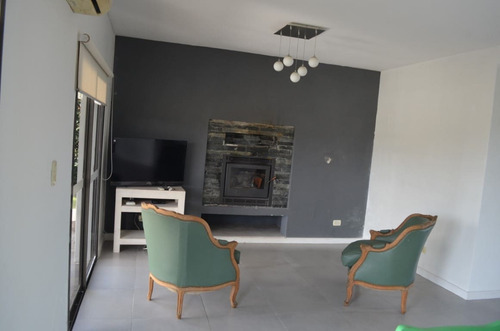 Casa Quinta En Venta. Gualeguaychú, Prados De La Adelina.