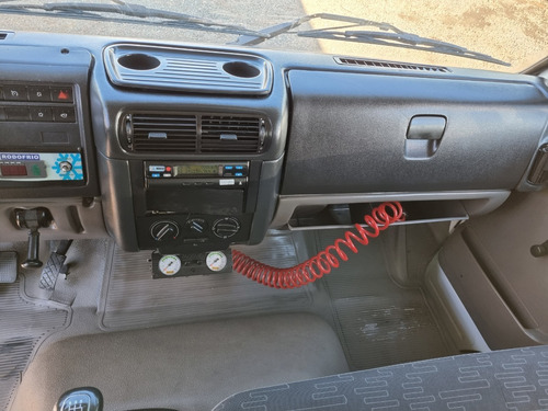 Imagem 13 de 14 de Vw 10-160 4x2 - 2015 (no Chassi Ou Com Bau)
