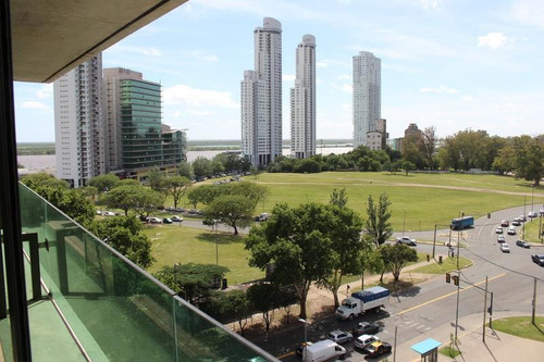 Imagen 20 de 30 de Av Caseros 145 Bis 11 04