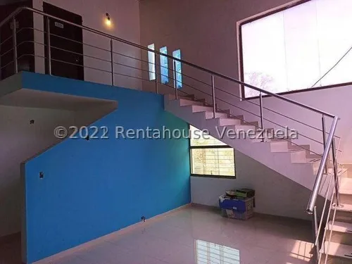 Casa La Union 25-5211 R.e