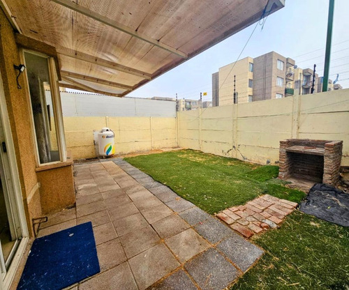 Casa En Micro Barrio De Valle Grande, Lampa