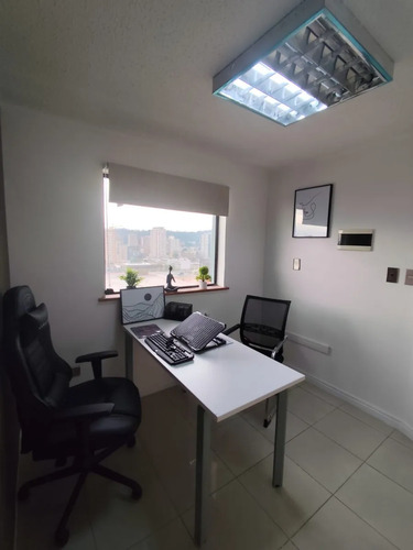 Oficina En Venta + Estacionamiento 35 M2, Centro Concepción