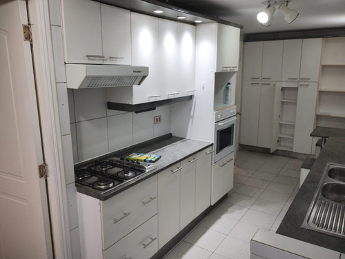 Depto Arriendo 4d, 4b, 2e, 1b. Cristobal Colon