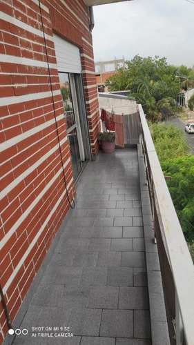 Imagen 10 de 10 de Dpto. De 3 Amb. 2° Piso Al Frente