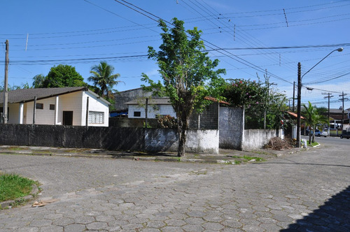 Disponível Para Venda Em Ótimo Ponto Comercial - Av. Independência - Cananéia/sp - Ca00015 - 33331516