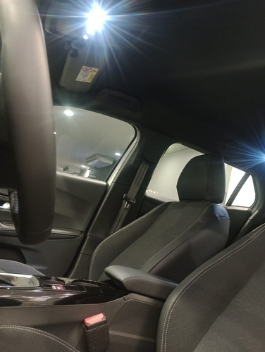 Peugeot 2008 1.0T Active