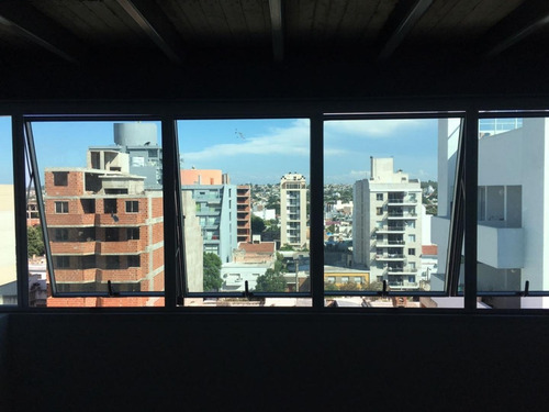 Imagen 4 de 8 de Excelentes Pisos De Oficinas En General Paz. Varias