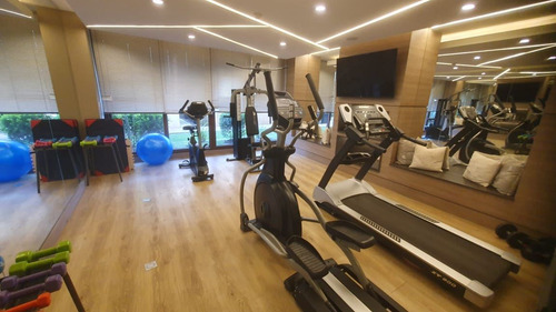 Moderno Y Funcional, Edificio Con Full Amenities,metro Ñuñoa