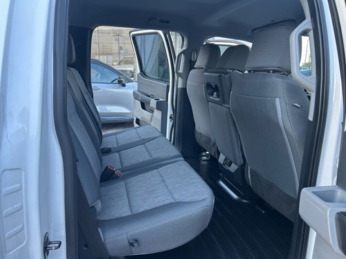 Ford F-150 4p XL Crew Cab 4x4 V6/3.3 Aut
