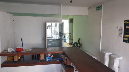 Local - La Plata