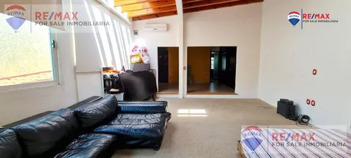 Venta De Casa Con 3 Departamentos En Cuernavaca, Morclave 3934