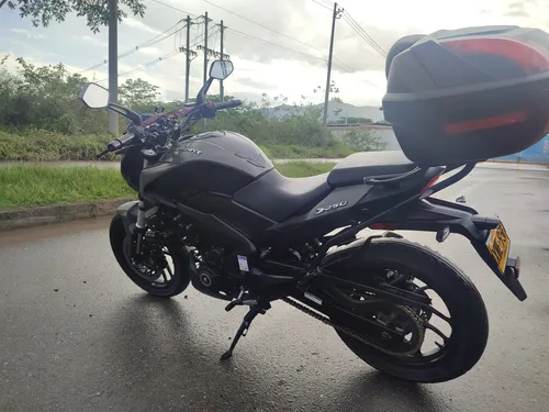 Dominar 250