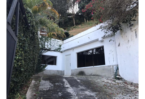 Casa En Venta Con Anexo En La Suiza San Antonio De Los Altos