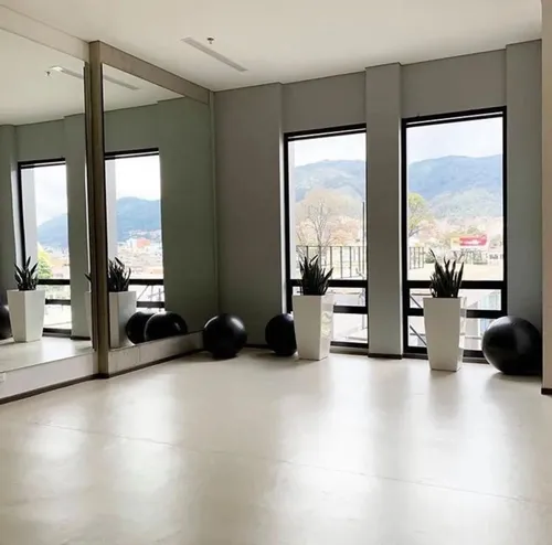 Apartamento En Venta En Alcázares. Cod V14712