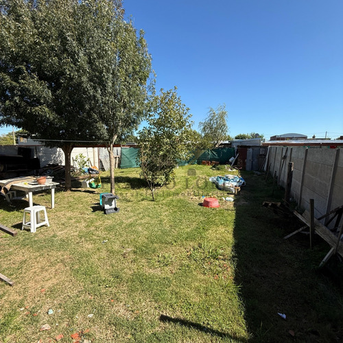 Dos Casas En Lote De 12 X 43 En Venta Saladillo