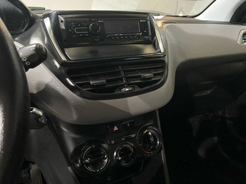 Peugeot 208 1.5 Active