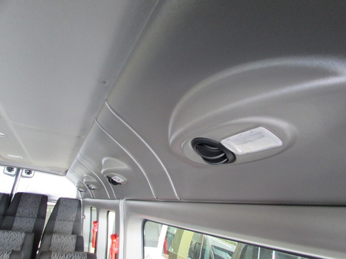 Imagem 10 de 14 de Renault Master Executiva Prata - Original De Fábrica