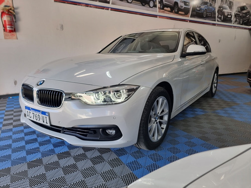 BMW Serie 3 2.0 320i Sedan Executive