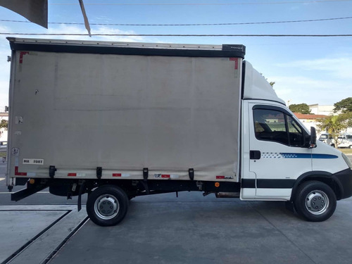 Imagem 13 de 20 de Iveco Daily 35s14