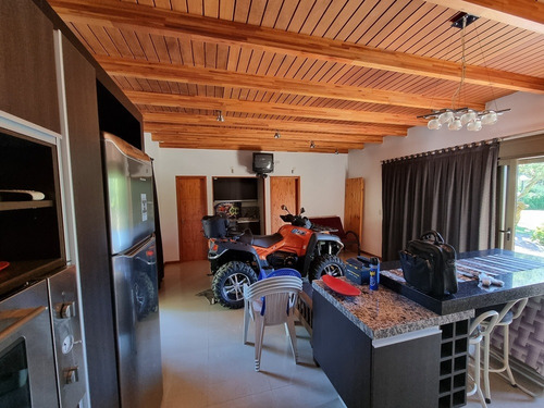 Bella Casa Con Fondo Al Río Balneario En Talahuasi, Exclusivo Y Con Mucho Potencial, Fabulosa