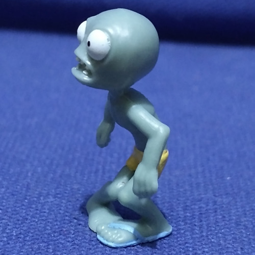 Figura Zombie Bañista Vuala Gamesa 2022 (Usado)