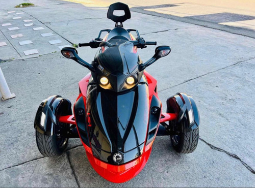 Can Am Spyder Rs S 2014