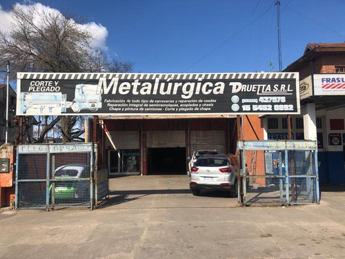 Venta Galpón De 300m2