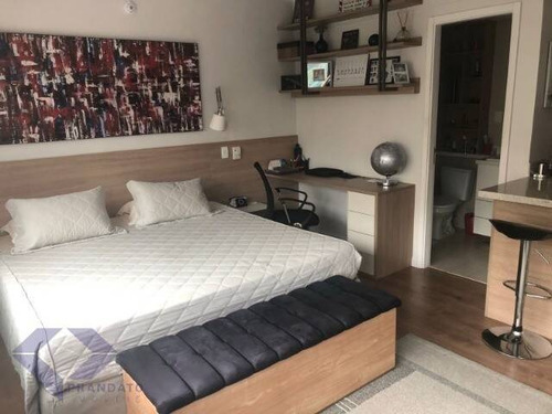 Imagem 3 de 4 de Flat Mobiliado Avenida Ibirapuera 30 Metros Suíte 01 Vaga 320.000,00 - 12017