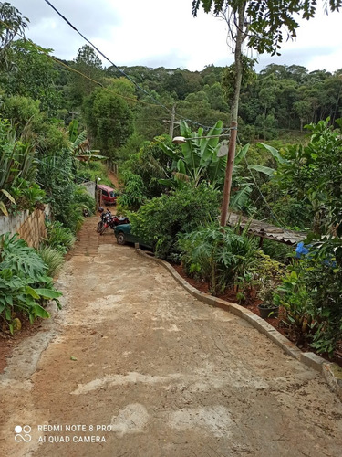 Imagem 1 de 14 de Chacara Com Casa ( 2 Quartos, Sala, Cozinha, Banheiro, Área