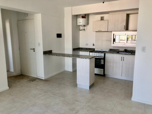 Imagen 10 de 30 de Venta Departamento 2 Amb A Estrenar En Saenz Peña