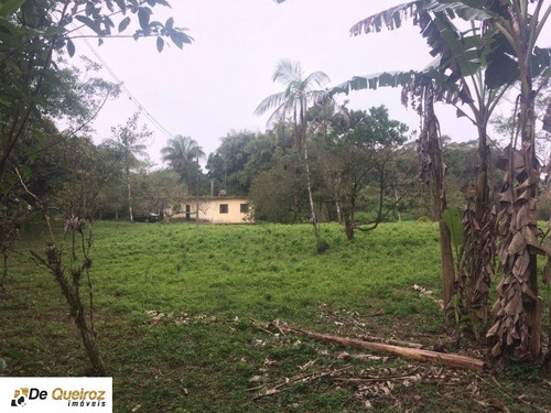 Imagem 1 de 7 de Chácara Em Itanhaém Bairro Loty, Sala, Cozinha, Garagem, Dois Quartos, Quintal, Tanque De Peixe, Aguá Natural , Poço Semi Cartesiano, Passa Aguá No Fu - 6035 - 68829583