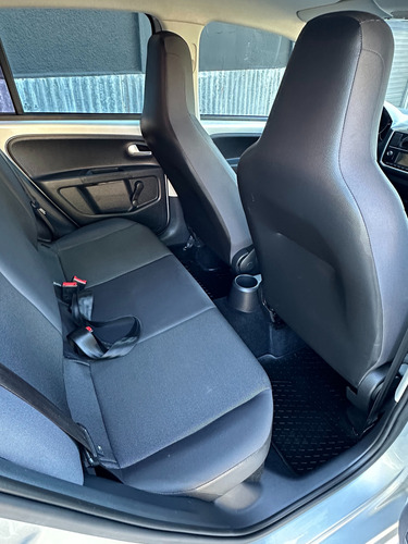 Volkswagen Up! 1.0 High Up! 75cv 5 p
