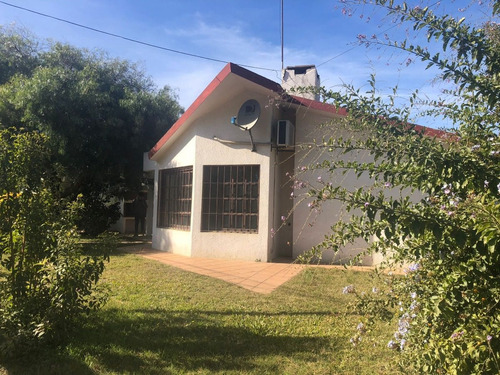 Imagen 10 de 30 de En Muy Buen Punto, Casa En Esquina