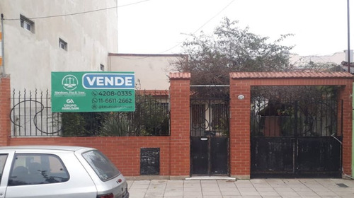 Casa En Venta En Remedios De Escalada Oeste