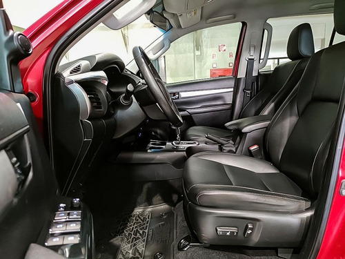 Imagem 4 de 20 de Toyota Hilux 2.8 Srx 4x4 Cd 16v