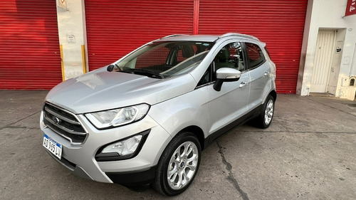 Imagen 9 de 25 de Ford Ecosport Titanium 2019 / Caja Manual / Cuero