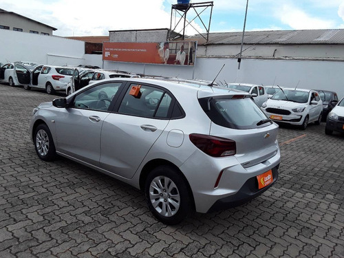 Imagem 6 de 7 de Chevrolet Onix 1.0 Flex Lt Manual